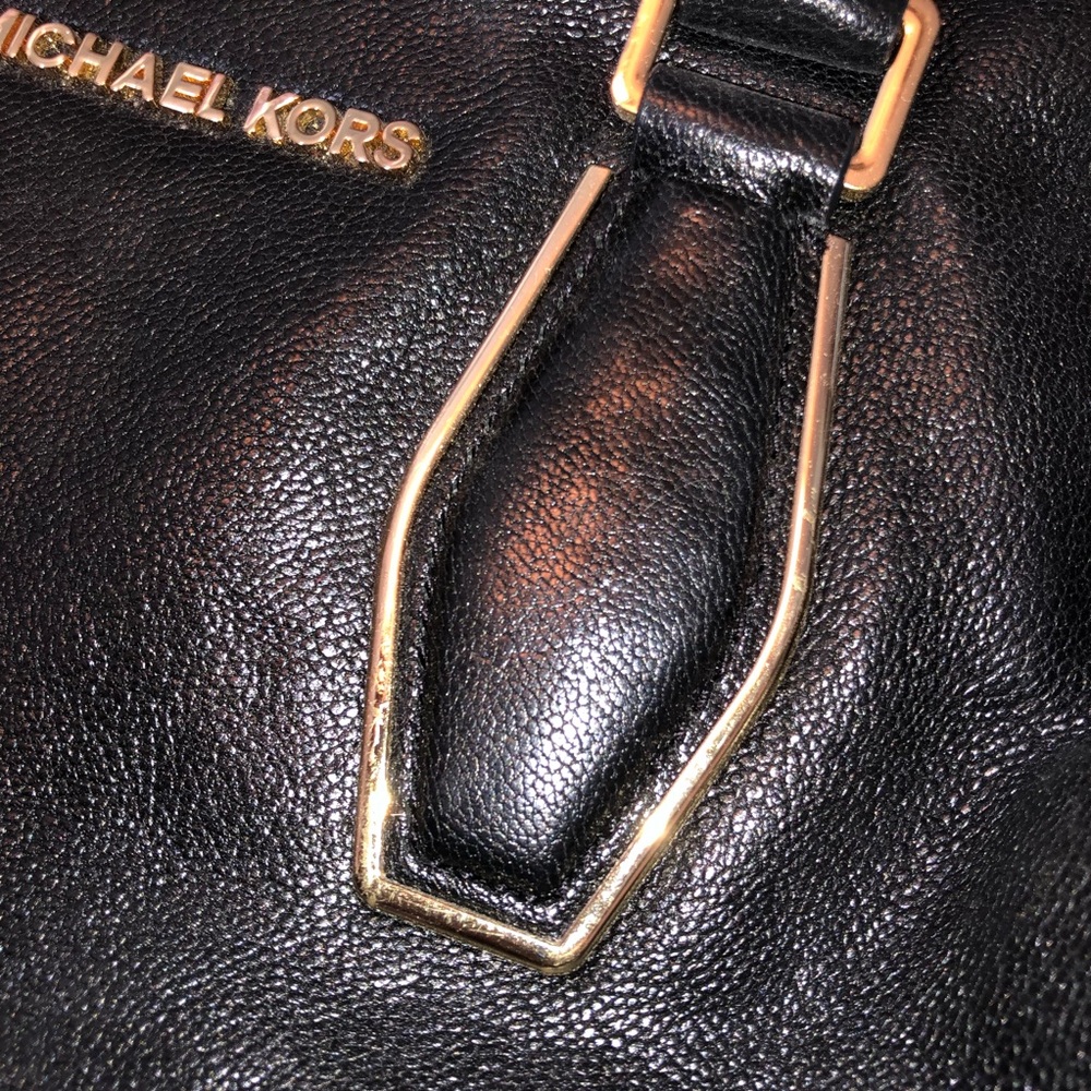 MICHAEL KORS VANESSA SATCHEL - Picture 4 of 14